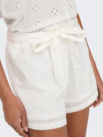 JDY Regular Trousers 'JDYMillie' in White