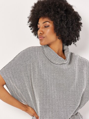 Apricot Sweater in Grey