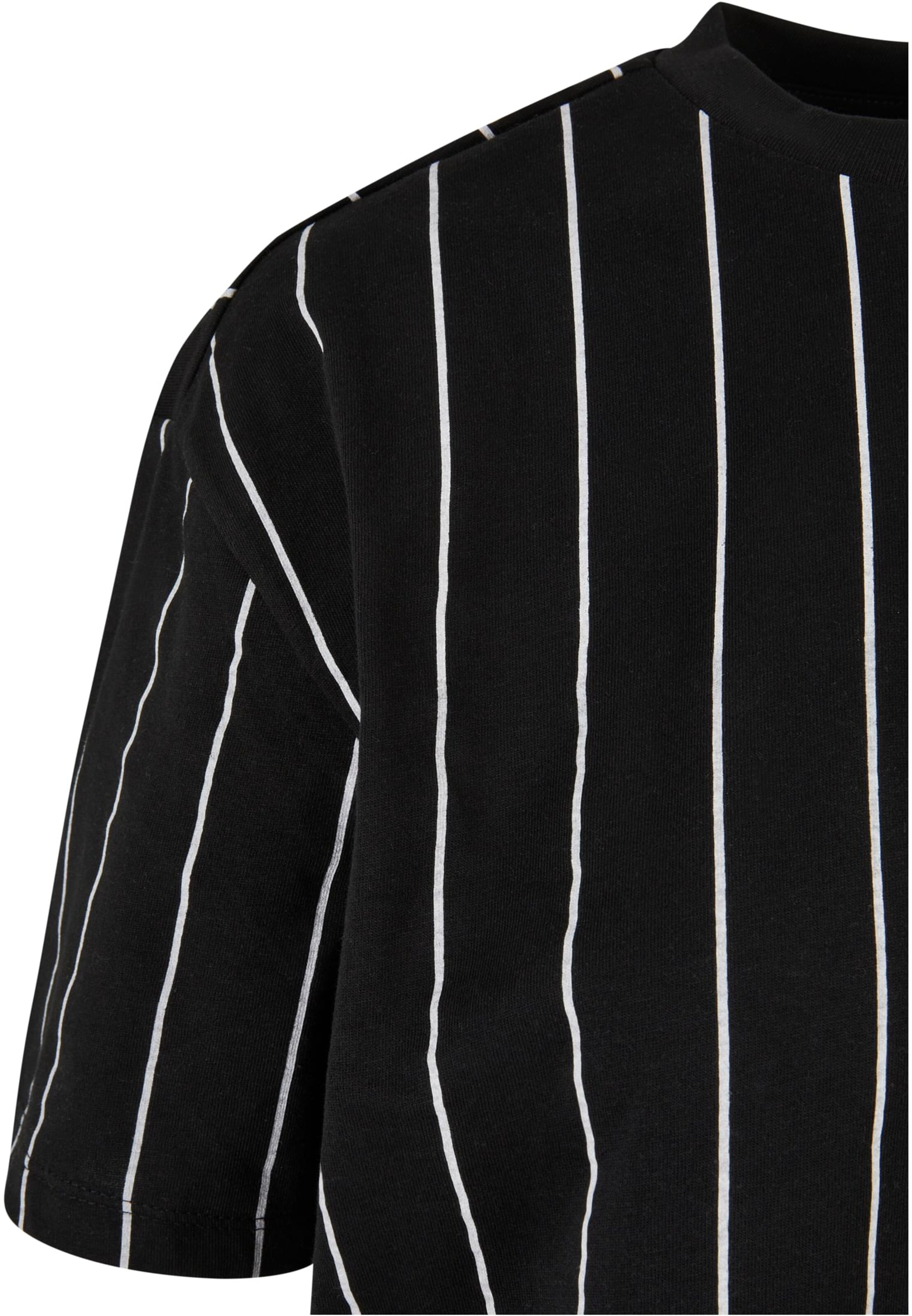 Tricou de la Karl Kani pe negru