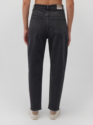Mavi Tapered Jeans  ' LAURA ' in Schwarz