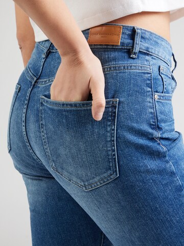regular Jeans 'CARWILLOW' di ONLY Carmakoma in blu