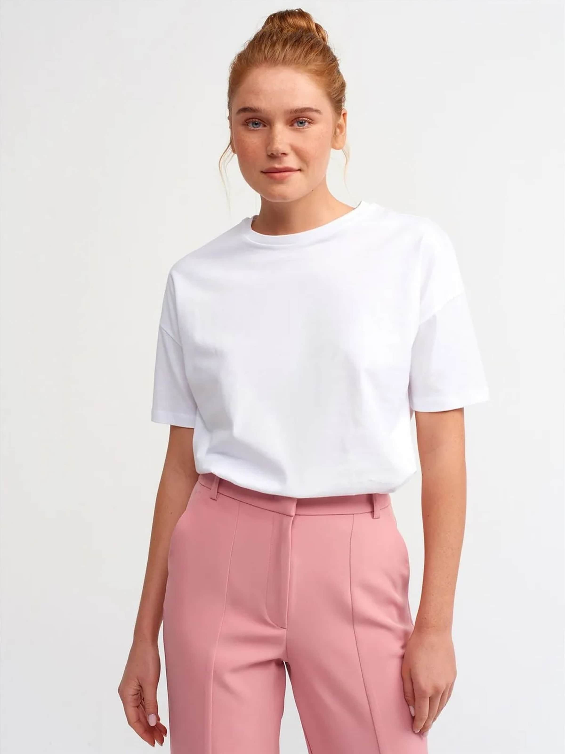 Dilvin Shirt in White: front