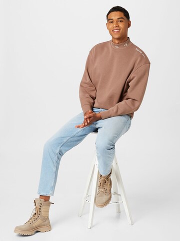 Calvin Klein Jeans Mikina 'JACQUARD' – hnědá