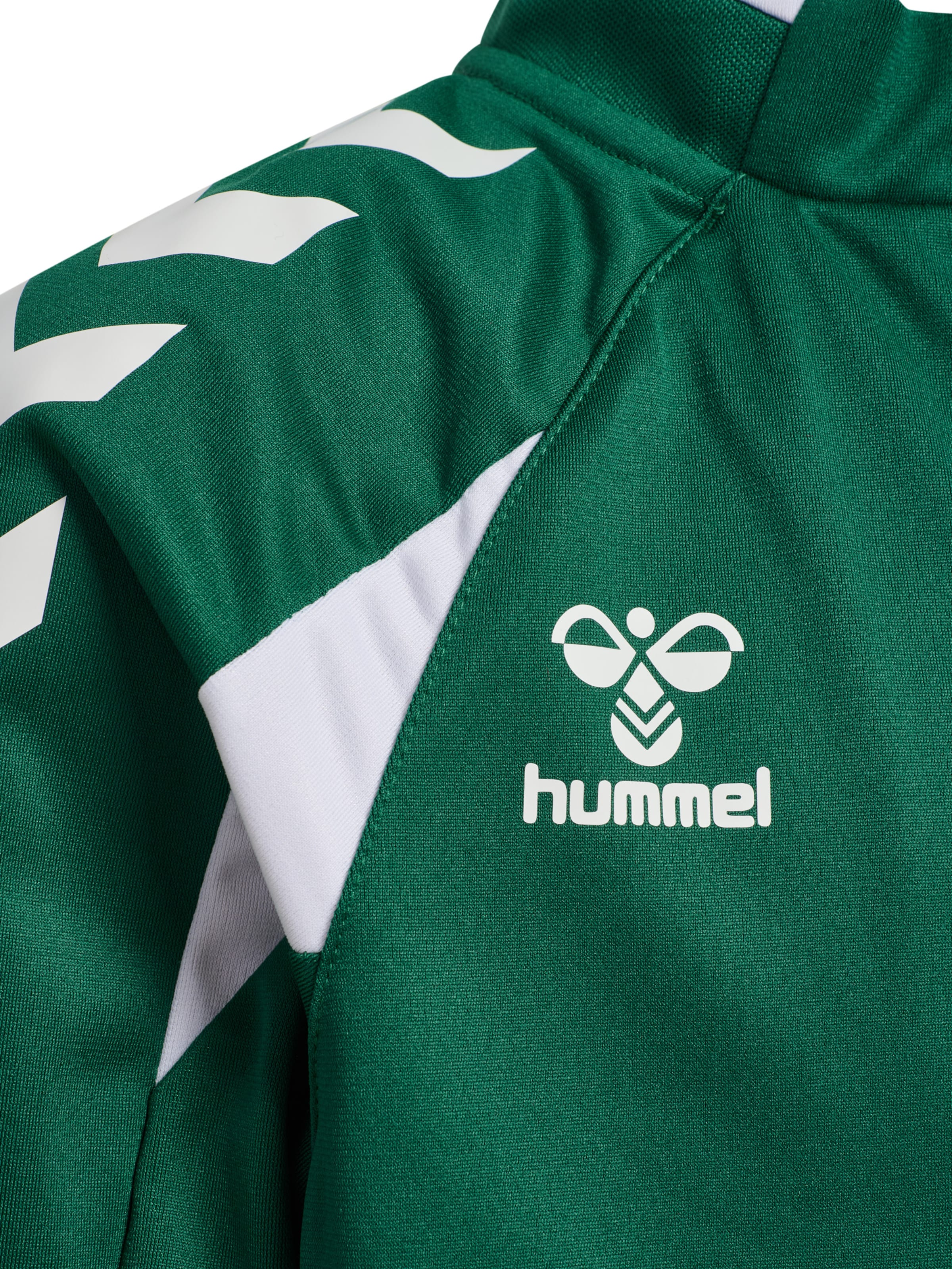 Hummel Sports sweat jacket 'Core 2.0' in Green