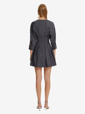 NOCTURNE Kleid in Grau