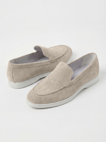 Vercate Slip-ons 'Florence' in Beige