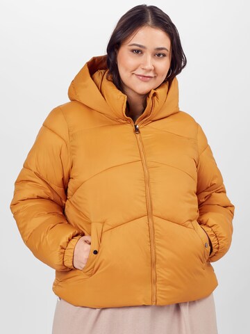 Vero Moda Curve Winterjas 'Upsala' in Geel: voorkant