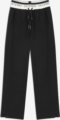 Twist Regular Pants in Black: front