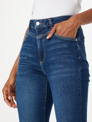 s.Oliver Flared Jeans in Blue