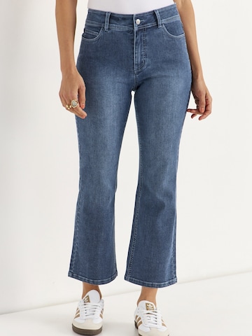 Cellbes of Sweden Bootcut Jeans in Blauw: voorkant