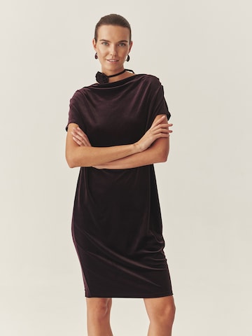 TATUUM Obleka | rjava barva