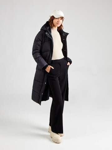 Manteau d’hiver COMMA en noir