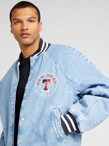 Tommy Jeans Jacke in Blau