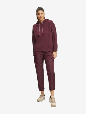 ESPRIT Athletic Sweatshirt in Red