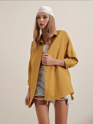 Camicia da donna di Bigdart in giallo