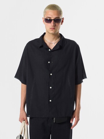 VAMOS CLO Button Up Shirt 'Irving' in Black: front