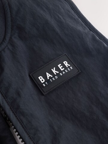 smėlio Baker by Ted Baker Rinkinys