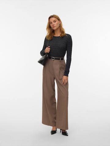VERO MODA Свитер 'VMFLO' в Серый