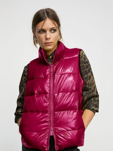 Gilet Lola Casademunt en rose : devant