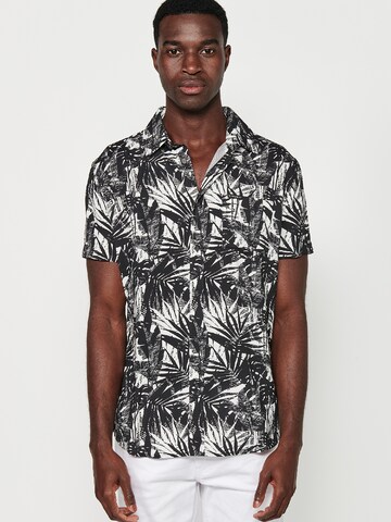 KOROSHI Regular fit Button Up Shirt in Black: front