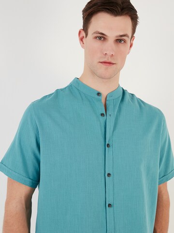Buratti Regular fit Button Up Shirt in Green