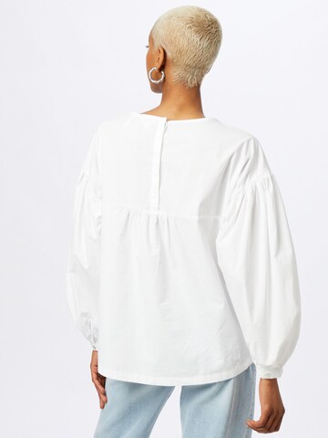 s.Oliver - Blusa em branco