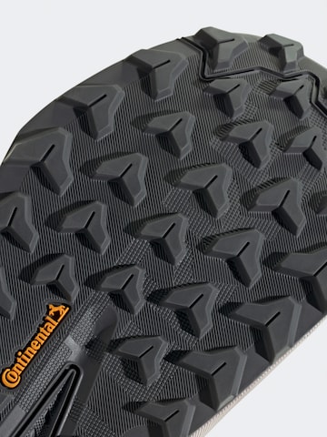 Chaussure basse 'Trailmaker 2' ADIDAS TERREX en noir