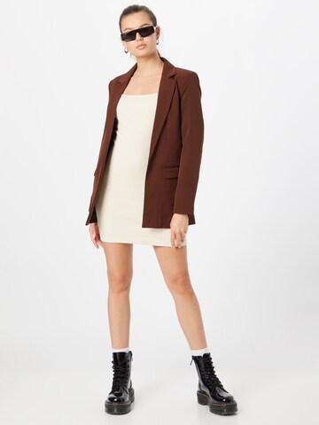 Blazer 'Bozzy' PIECES en marron