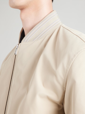 BOSS Jacke 'Comber' in Beige