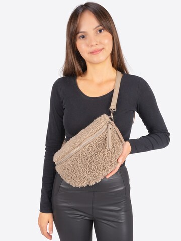 Seasons of April Fanny Pack 'Curly' in Beige