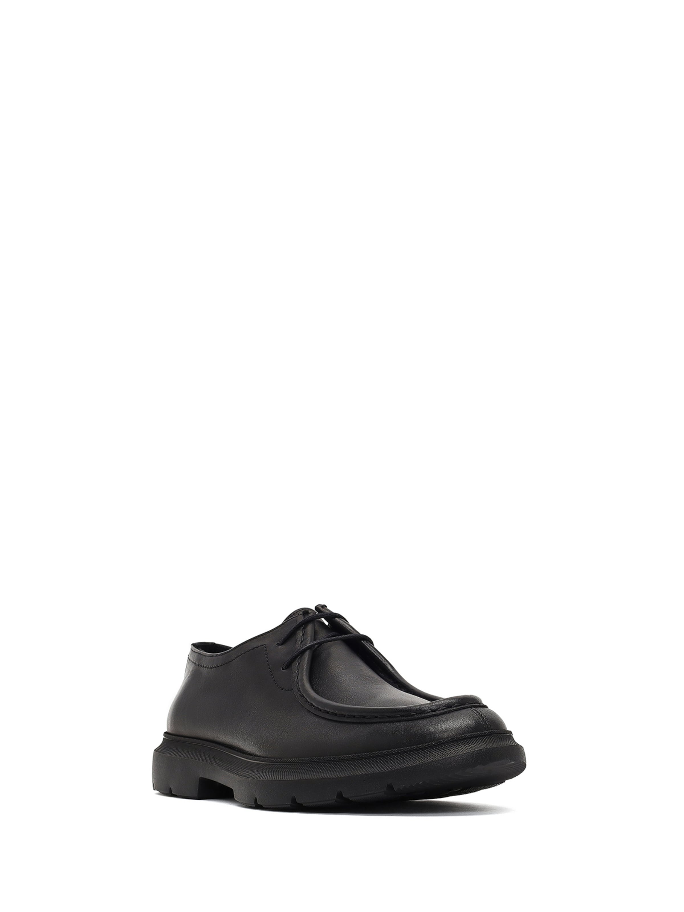 Derimod Chukka boots in Black