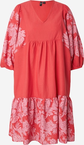 Vero Moda Curve Mekko 'VMTIPPE TROPA' värissä punainen: etupuoli
