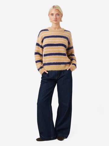 Pullover di BRAVE SOUL in beige