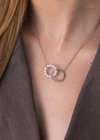 Collana 'Infinity Pearl' di PURELEI in argento