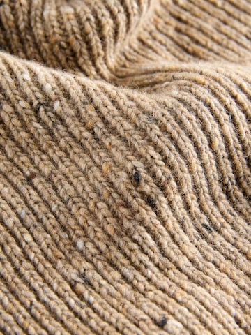 Next Set: Mütze und Schal in Braun