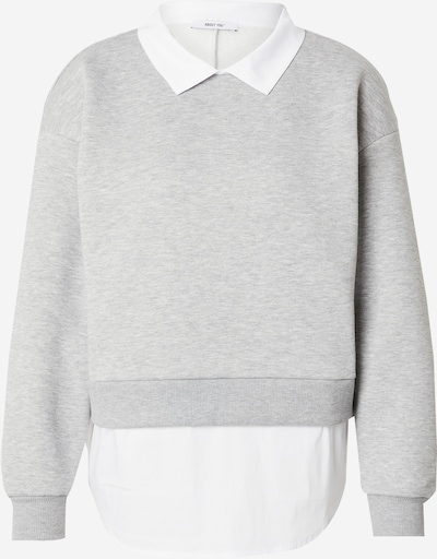 ABOUT YOU Sweater majica 'Victoria' u siva melange / bijela, Pregled proizvoda