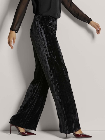 MADELEINE Wide leg Broek in Zwart