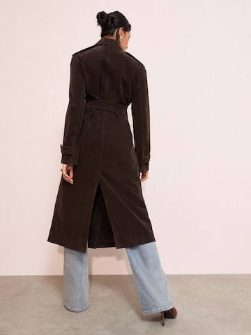 Friends Like ThesePrijelazni kaput - smeđa boja