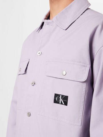 Calvin Klein JeansPrijelazna jakna - ljubičasta boja