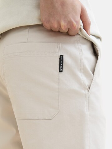 regular Pantaloni chino di TOM TAILOR DENIM in grigio