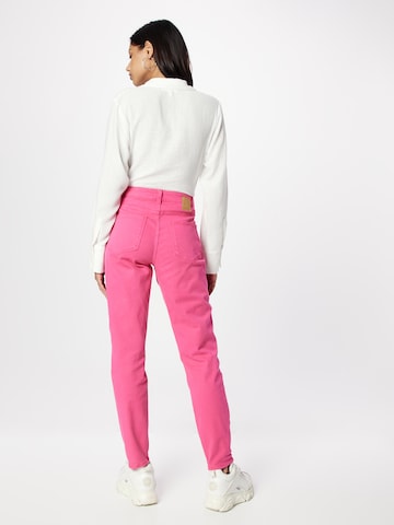 PIECES Tapered Jeans 'KESIA' in Pink