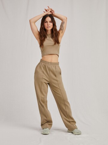 Wide Leg Pantalon 'May' A LOT LESS en vert : devant