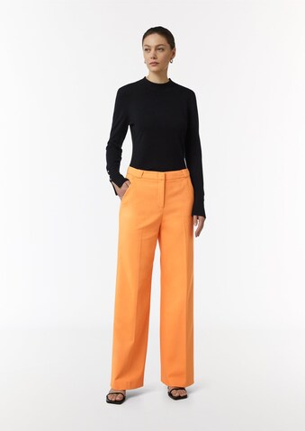 COMMA Regular Pants in Orange