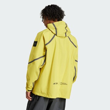 Veste outdoor 'Adidas x National Geographic' ADIDAS TERREX en jaune
