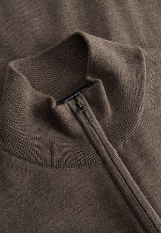 JOOP! Strickjacke ' Davis ' in Braun