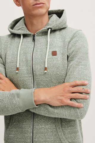 11 Project Sweatvest 'Jarne' in Groen
