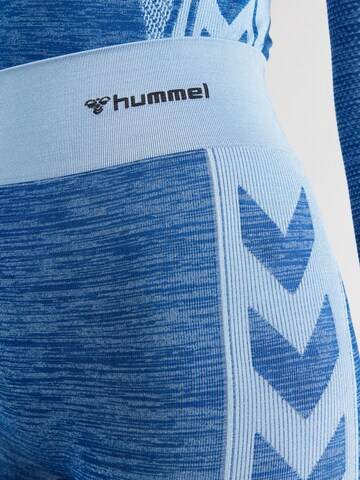 Skinny Pantalon de sport Hummel en bleu