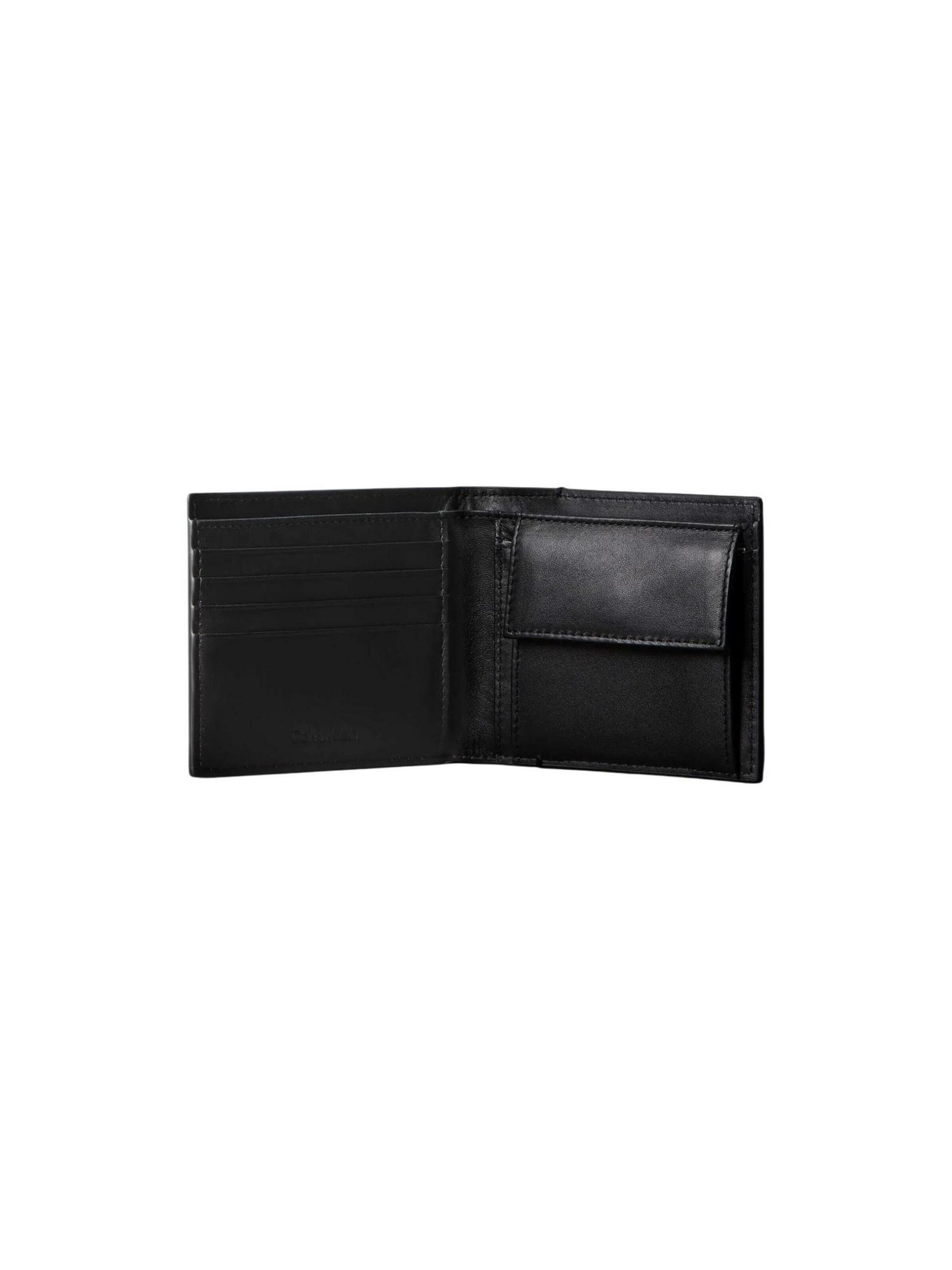 Portamonete 'LV04D1317G' di Calvin Klein in nero