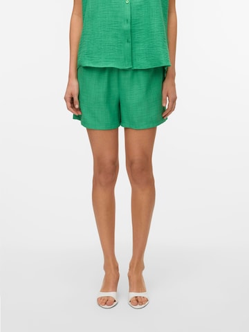 VERO MODA Loosefit Broek 'VMMelaney' in Groen: voorkant