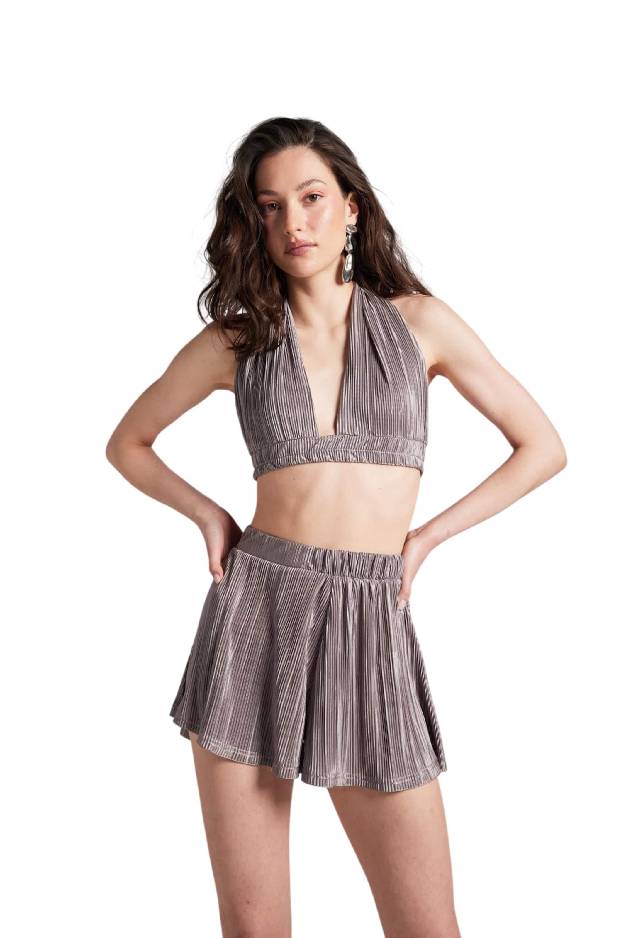 HOLLY LOLLY Top in Grey: front